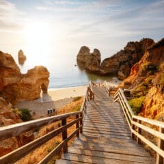 Wann sind Reisen nach Portugal wieder möglich? Praia do Camilo, Algarve