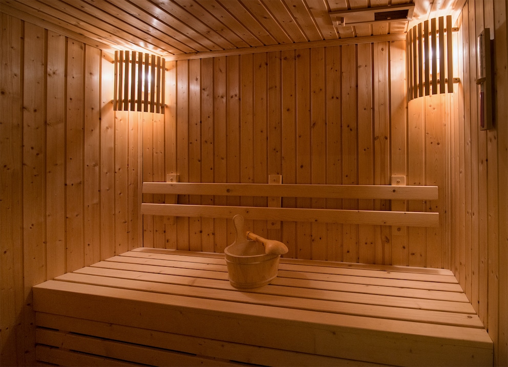 Beschnitten in der sauna