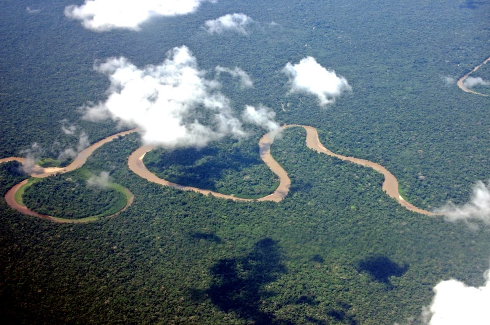 The Amazon is the longest river in the world, as the Brazilian Institute of Geography and Statistics found out with measurements in 2007